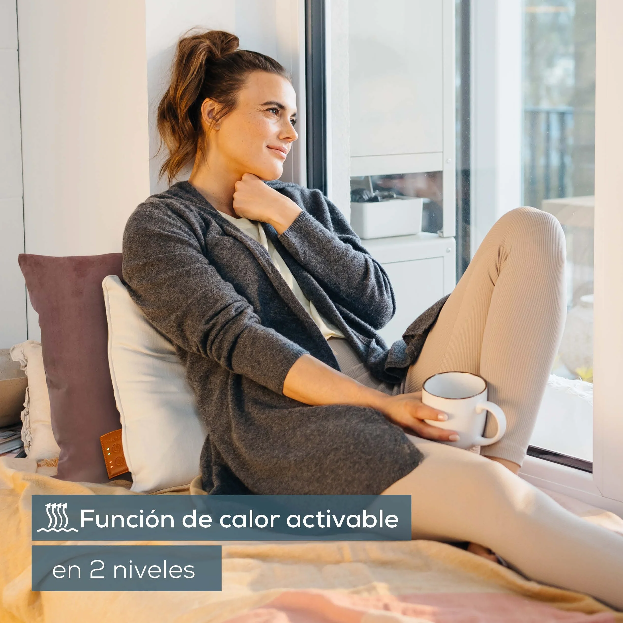 Beurer MG 139 Cojín de masaje Shiatsu inalámbrico con calor, 40 x 40 cm, beige