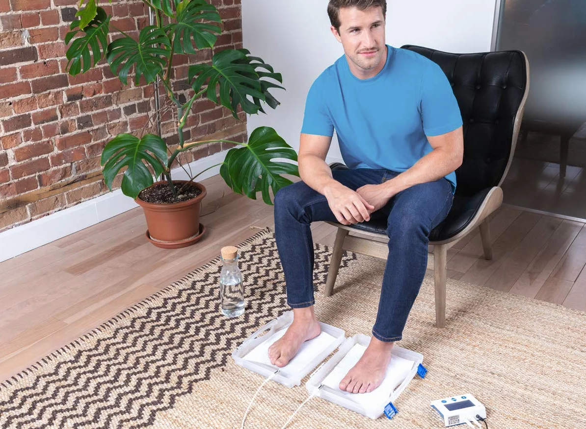 Dermadry Total — Dispositivo de iontoforesis de uso doméstico para la sudoración de manos, pies y axilas