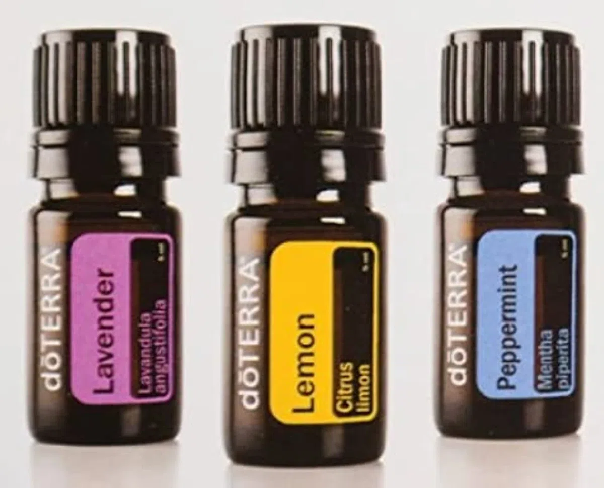 doTERRA Essential Oils Introductory Kit de 3 aceites.